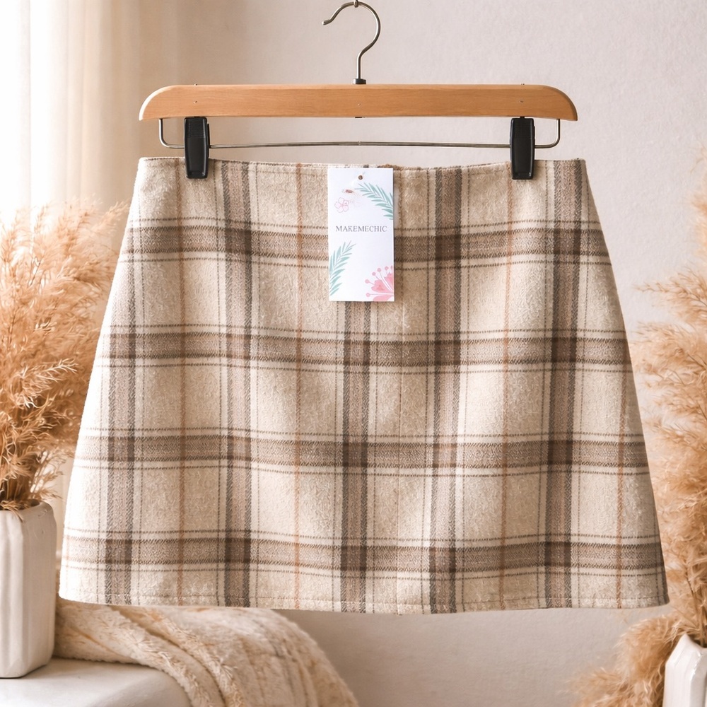 Plaid Mini Skirt Cozy Soft Neutral Tan Brown Cream NWT Size Medium